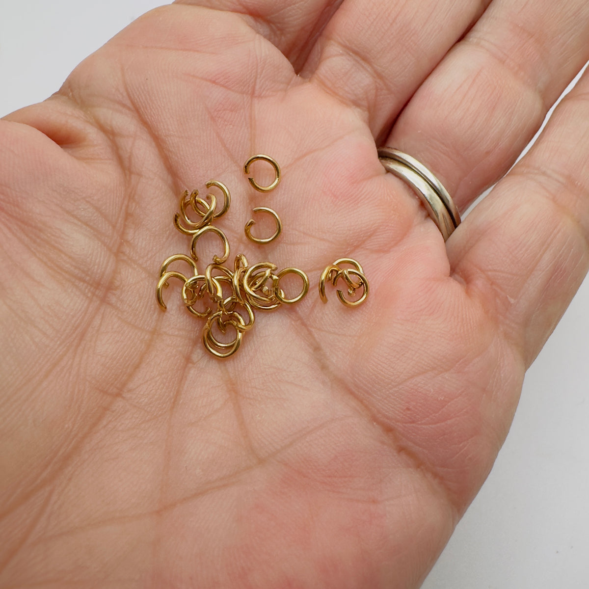 Argollas Stainless Steel 5mm x .8 mm