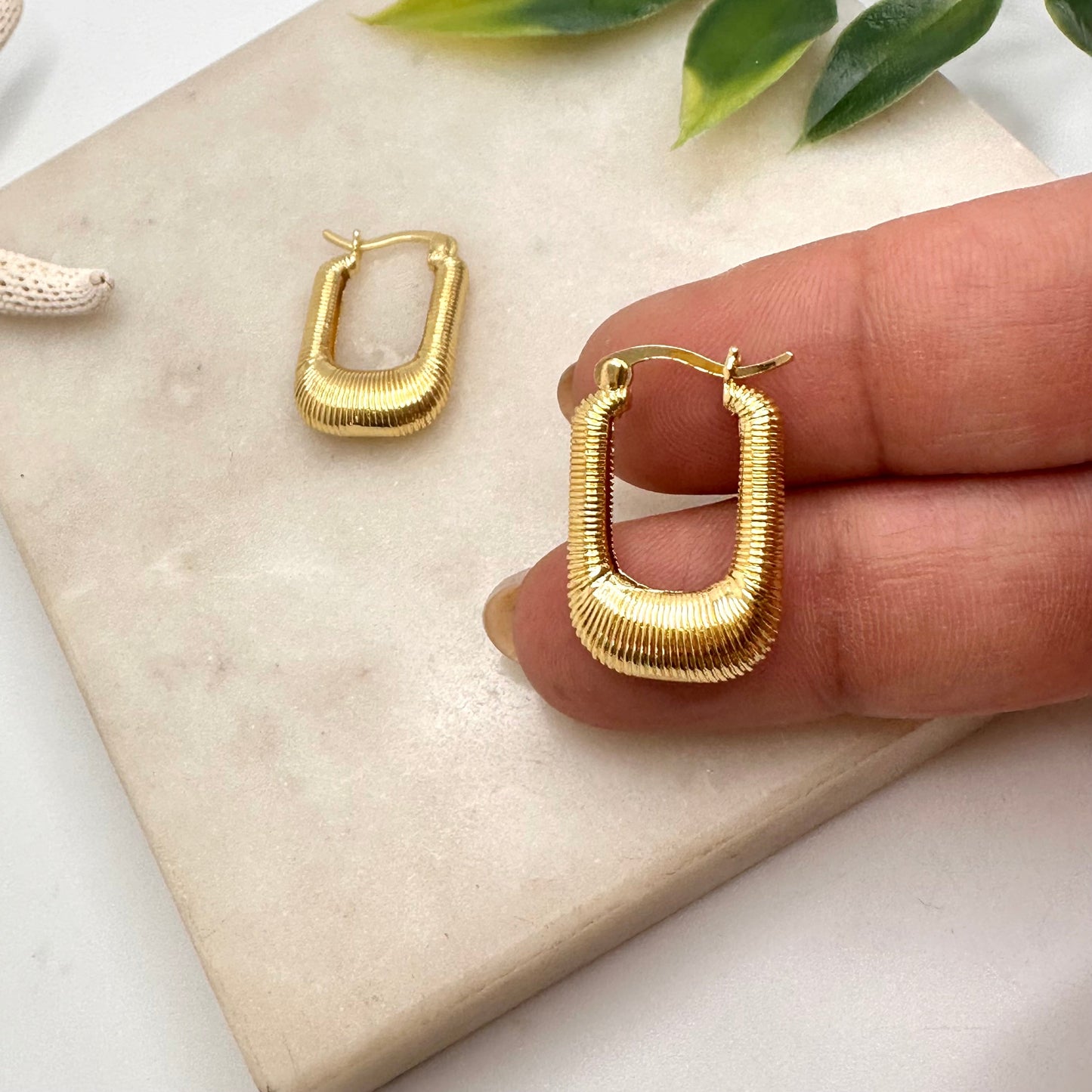 Aretes Enchapadas en Oro 18k