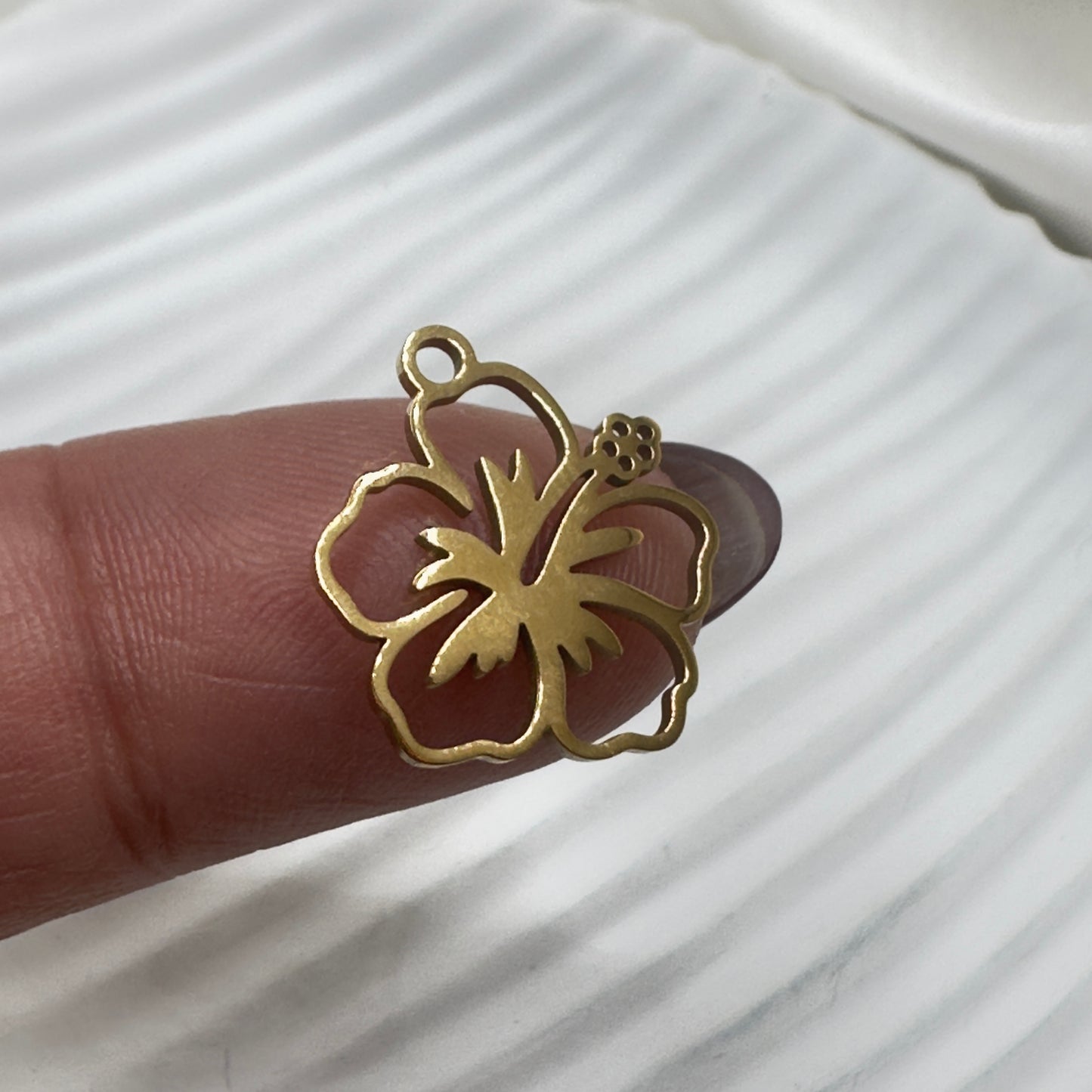 Charm Flor de MAGA (amapola) en stainless steel