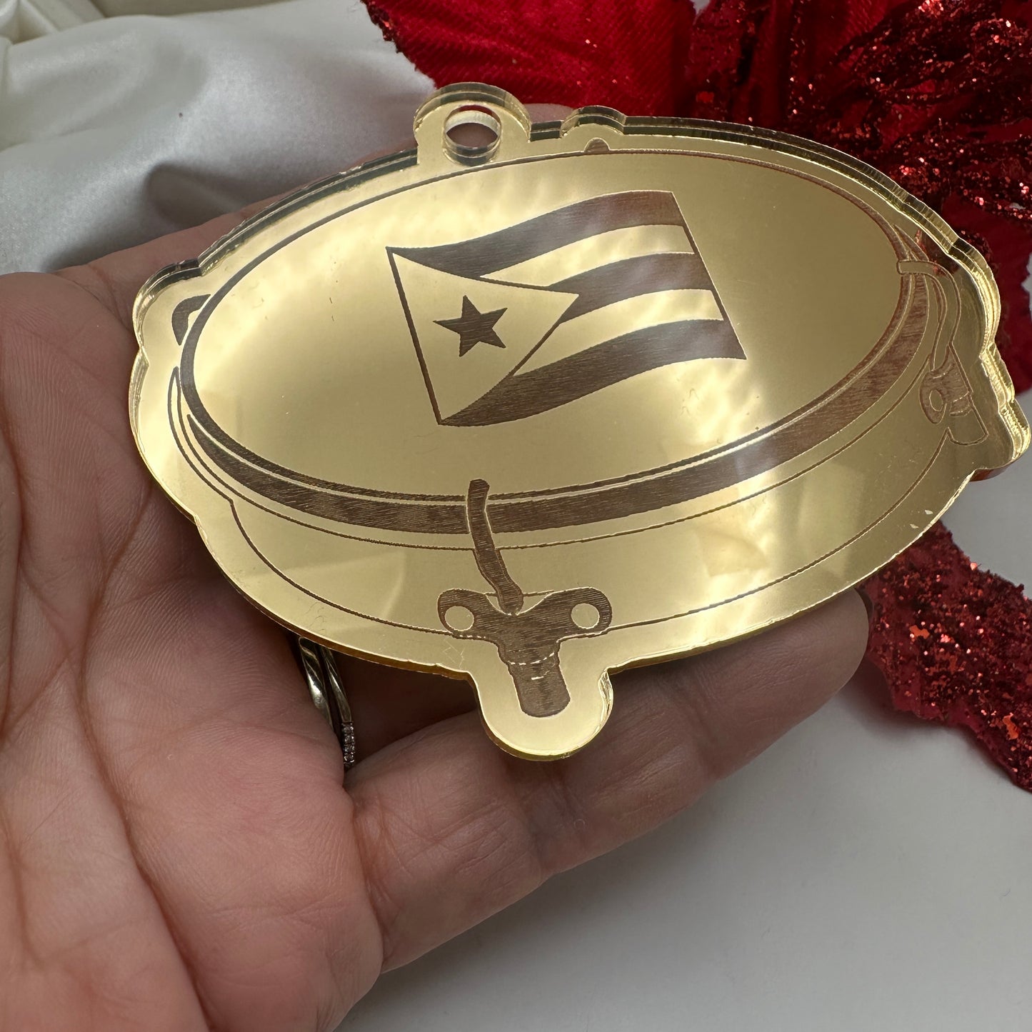 Plenera con Bandera de Puerto Rico en Acrílico Espejo Dorado