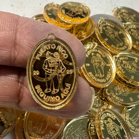 Charm Sapo Concho en Acrílico Espejo Dorado Pendant