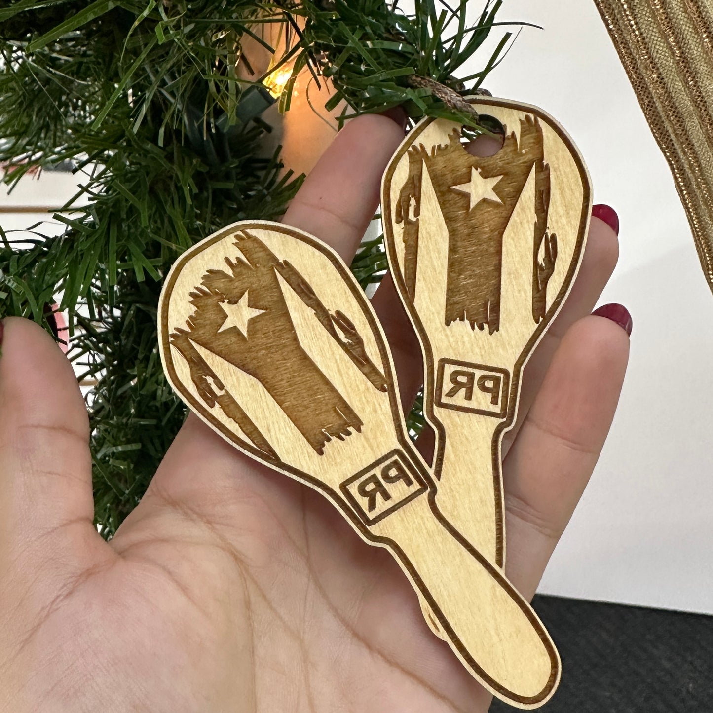 Maracas en Madera engravada PR