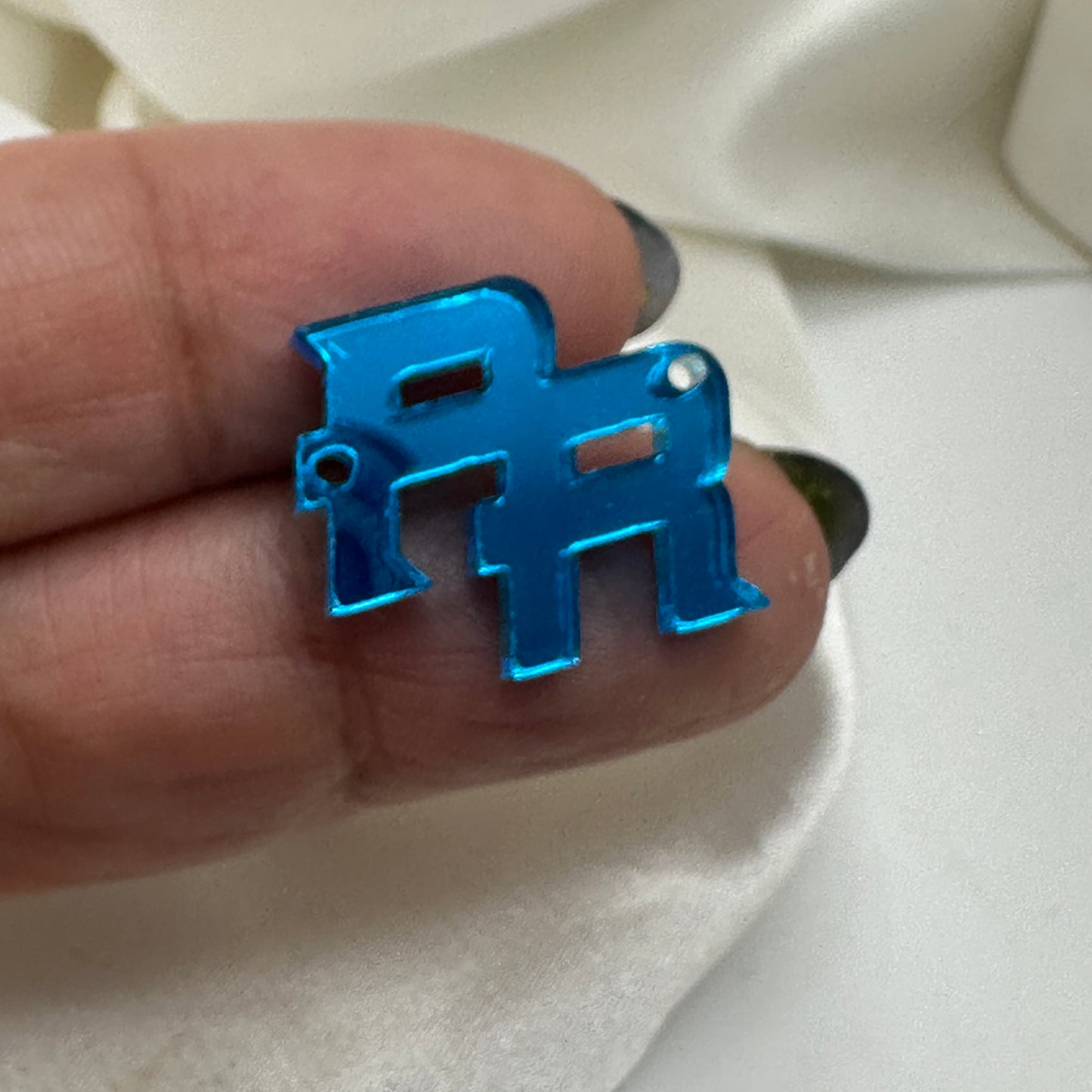 Conector PR en acrílico espejo azul