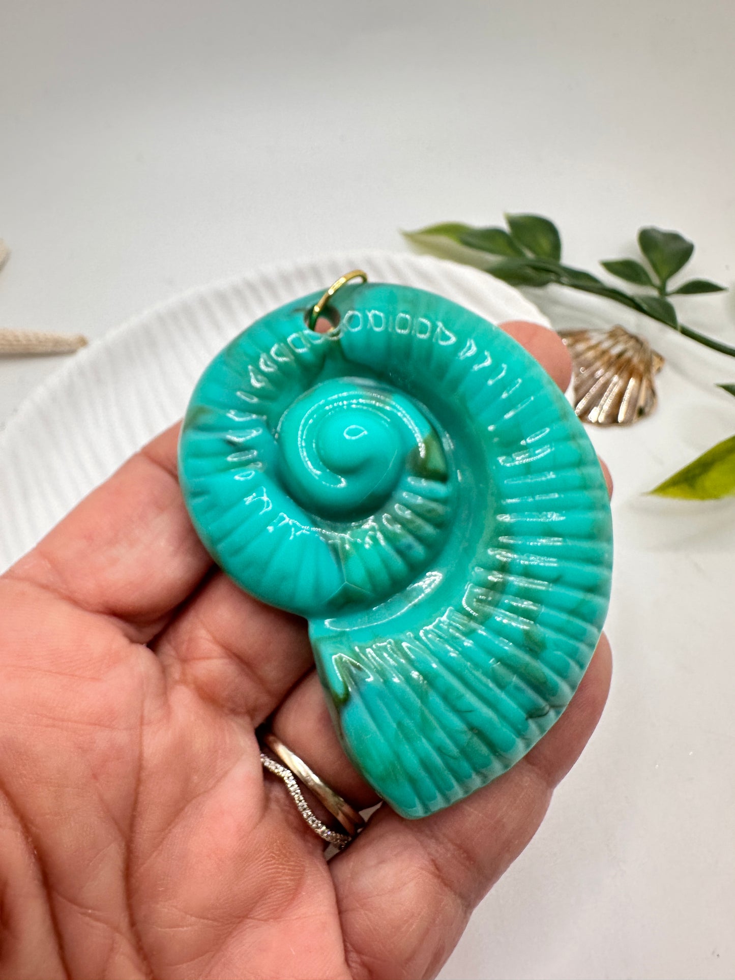 Caracol Pendant En Acrílico
