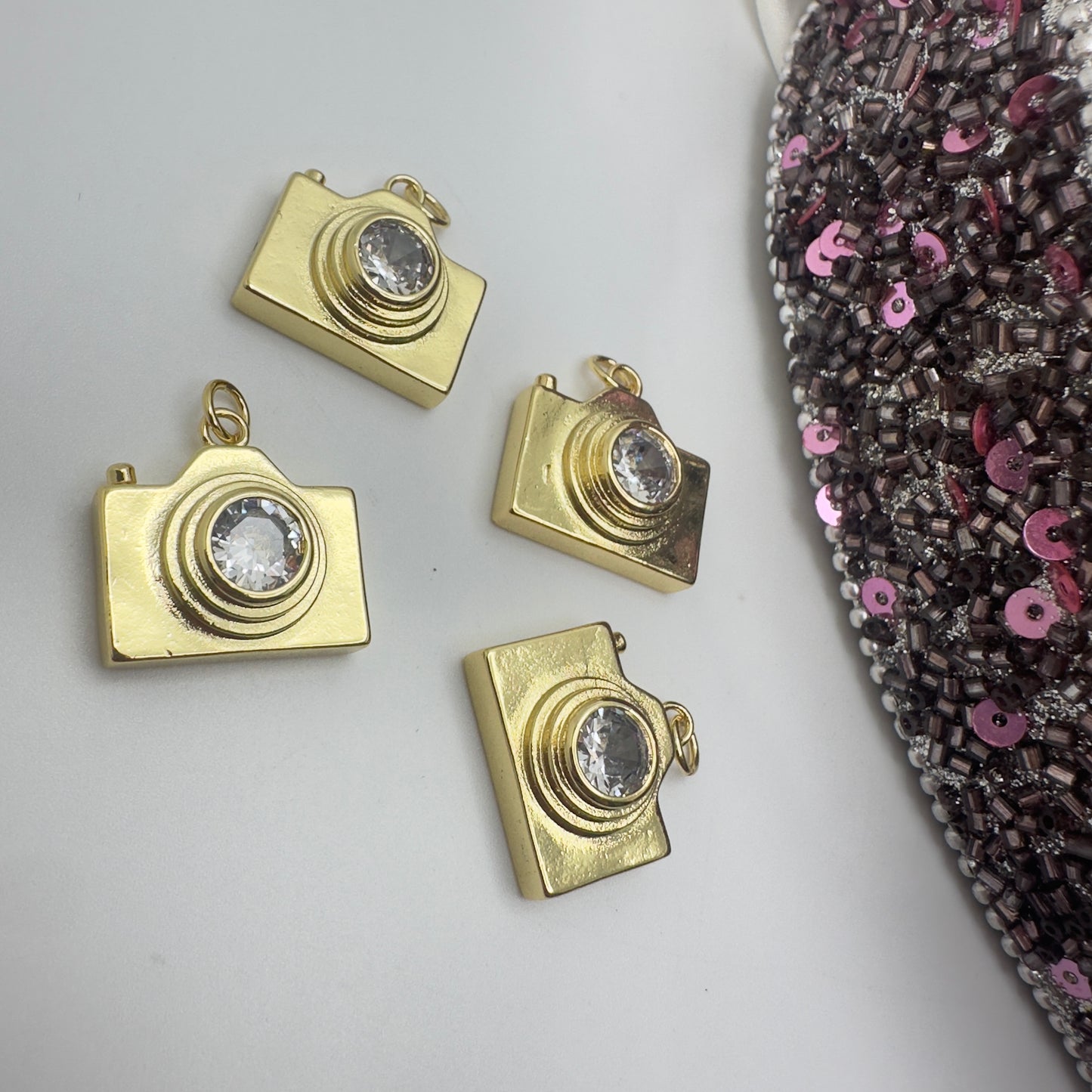 Dije Gold Plated 18k Cámara