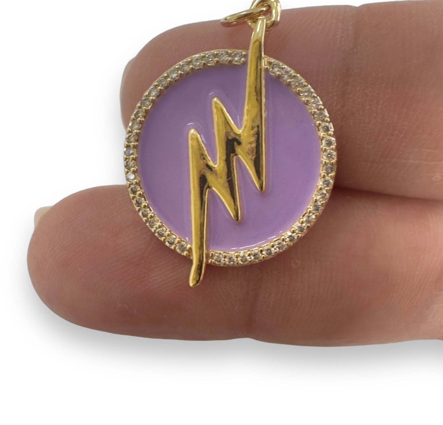 Charm Esmaltado Enchapado en Oro 18k Rayo con Zirconias