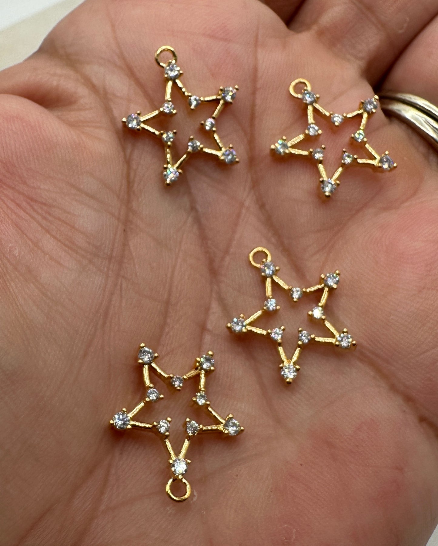 Charm Estrella en Rodio con Zirconias