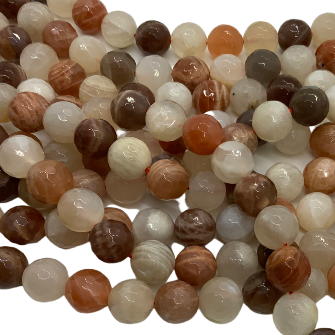 Material: Moonstone en calidad AAA Dimensión: 15mm Color: naturales de la moonstone, tonos color tierra Cantidad: 1 strand SKU: 103842 El color puede ser diferente al de la imagen debido a los diferentes dispositivos de visualización y la alteración de la imagen. Este material es duradero. Para prolongar su longevidad, evite exponerlo al agua, lociones, perfumes o cualquier otro producto químico. —————— The color may be different from the image due to different display devices and image alteratio