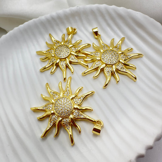 Charm de Sol con Zirconias