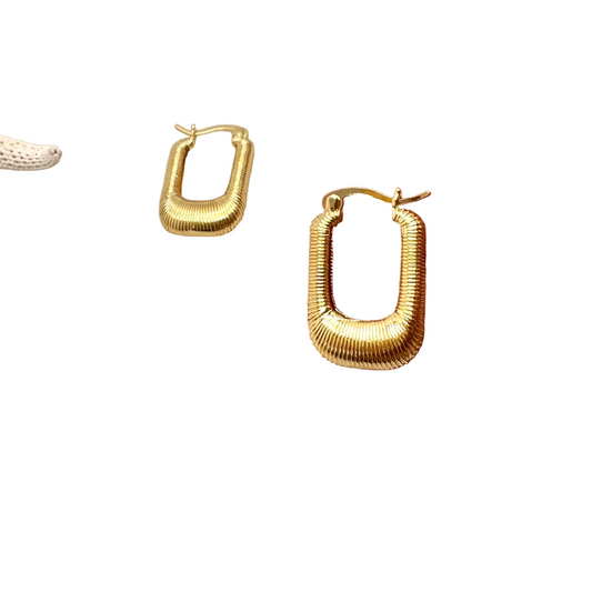 Aretes  Enchapadas en Oro 18k