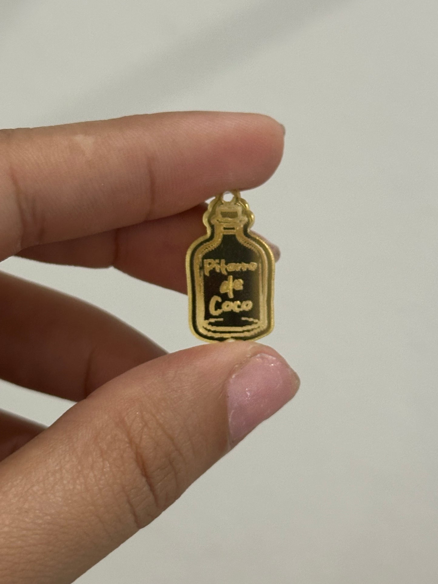 DtMF Charms Acrilico Dorado Espejo