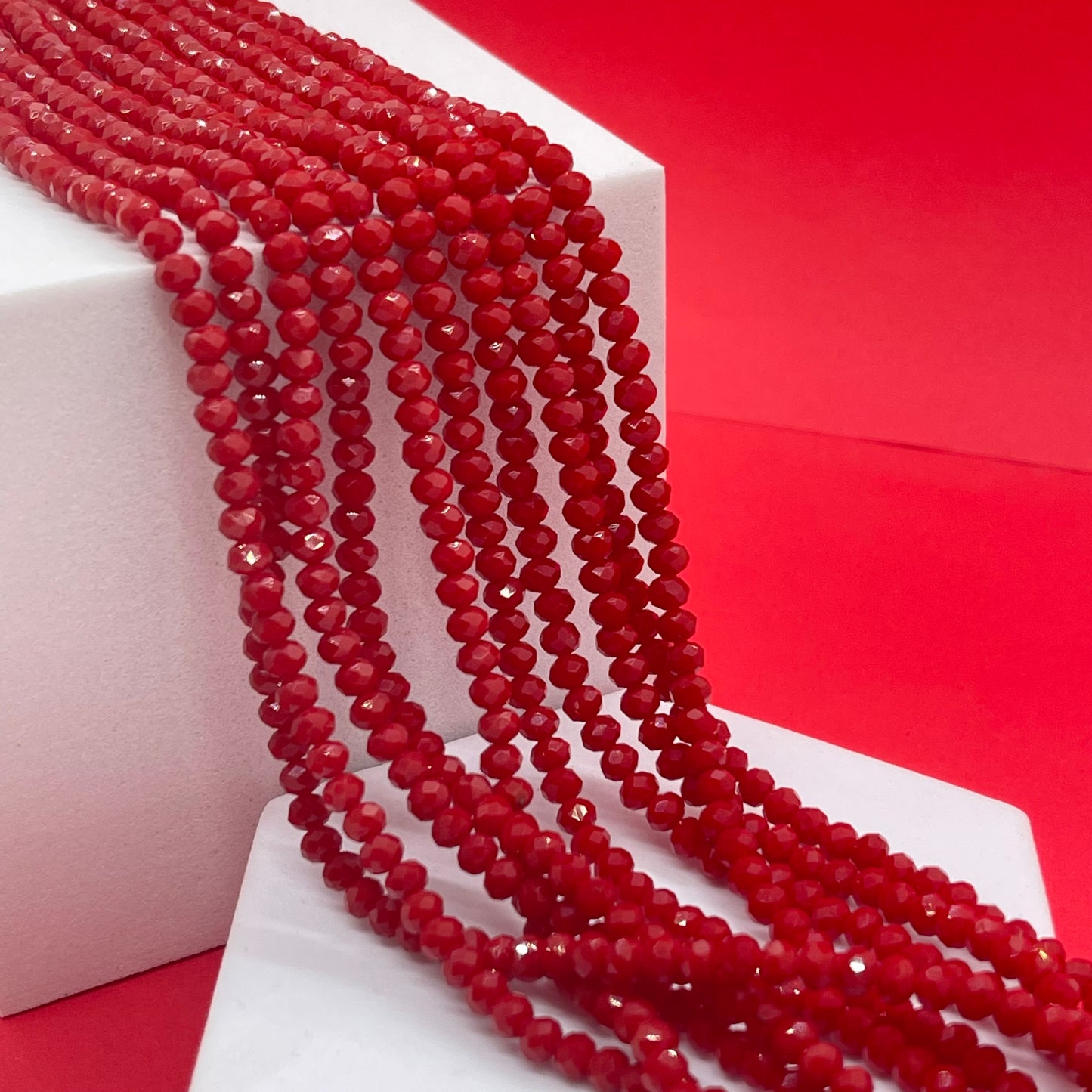 Material: cristal  Dimension: 4mm  Color: rojo oscuro  Quantity: 1 strand   SKU: 103597  The color may be different from the image due to different display devices and image alteration.     This material is durable. To extend its longevity, avoid exposing it to water, lotions, perfumes, or any other chemicals.